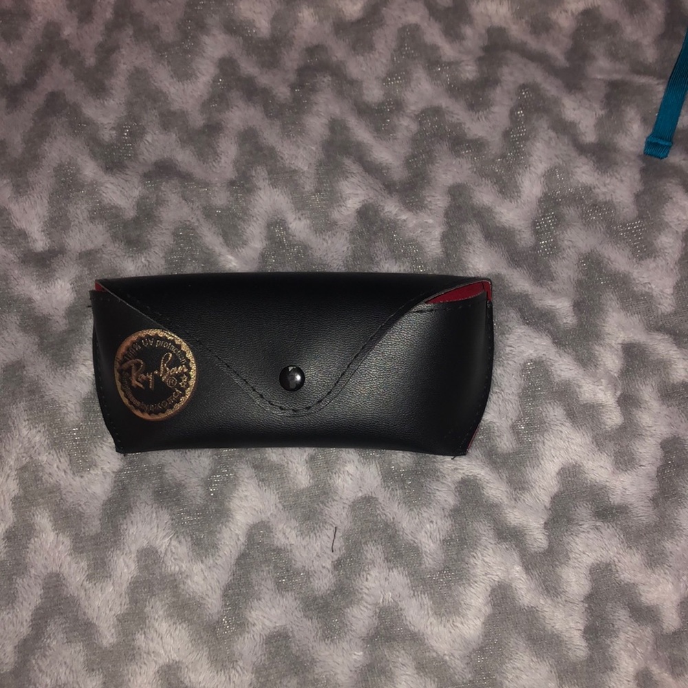 Ray bans sunglasses case